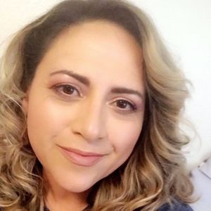Meet your Posher, Lily